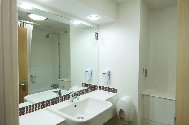 Premier Inn London Croydon West - Purley A23 외부 사진