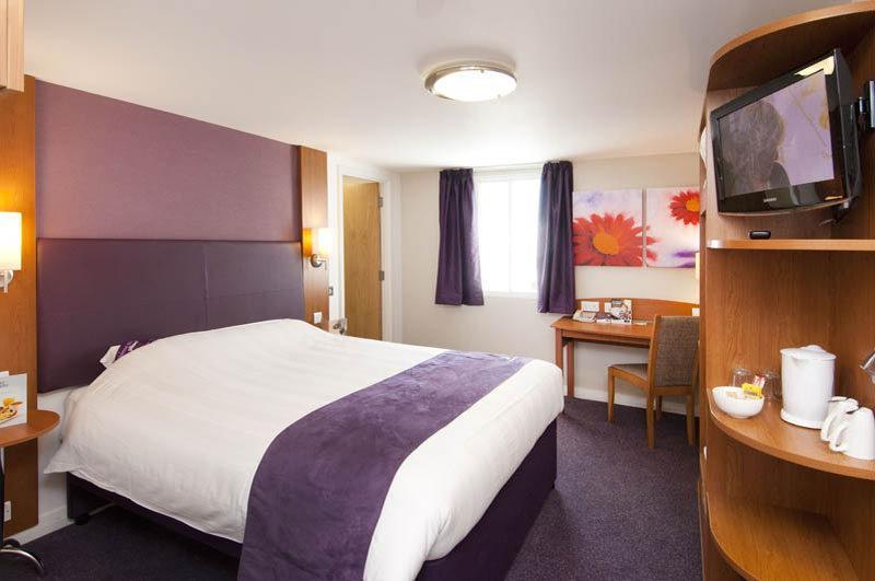 Premier Inn London Croydon West - Purley A23 외부 사진